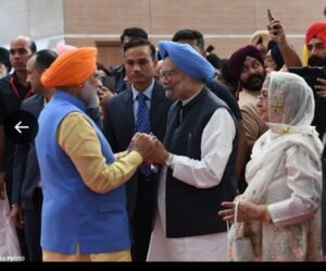 p.m.narendr modi and manmohan sing 